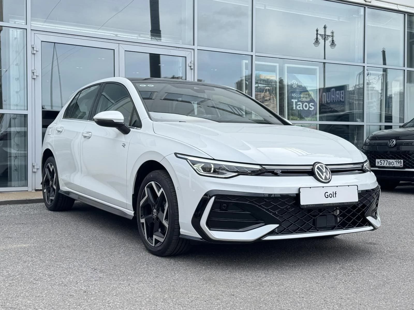 Golf R-Line