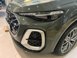 Audi Q5L Exclusive — фото 3