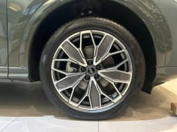Audi Q5L Exclusive — фото 8