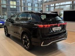 Volkswagen Tiguan L Pro R-Line Smart Leadership — фото 9