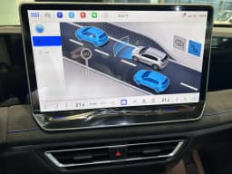 Volkswagen Tiguan L Pro R-Line Premium — фото 11