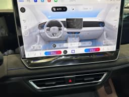 Volkswagen Tiguan L Pro R-Line Premium — фото 12