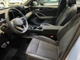 Volkswagen Tiguan L Pro R-Line Premium — фото 7