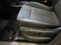 Volkswagen Tiguan L Pro R-Line Premium — фото 8