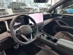 Volkswagen Tiguan L Pro R-Line Premium — фото 6
