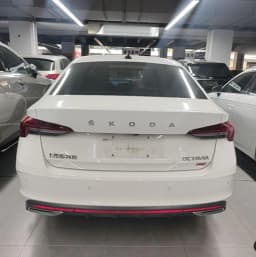 Skoda Octavia — фото 3