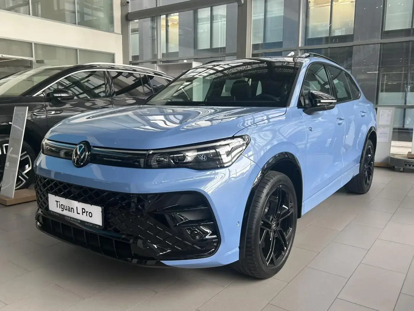 Volkswagen Tiguan L Pro R-Line Premium 2025 — фото 1