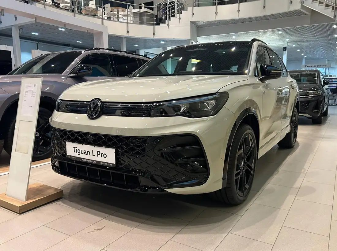 Volkswagen Tiguan L Pro R-Line Premium — фото 1